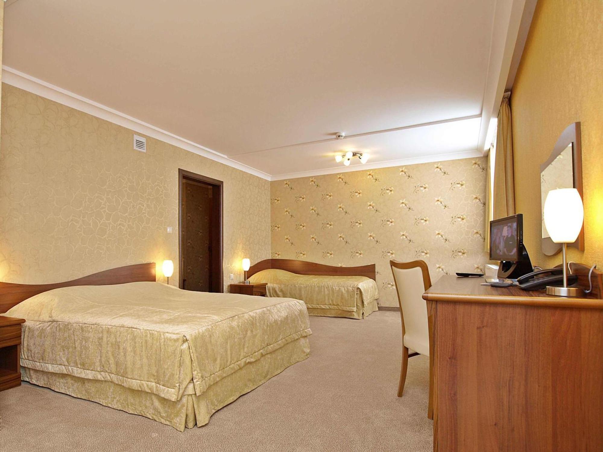 Hotel Fajkier كروتشيسته المظهر الخارجي الصورة