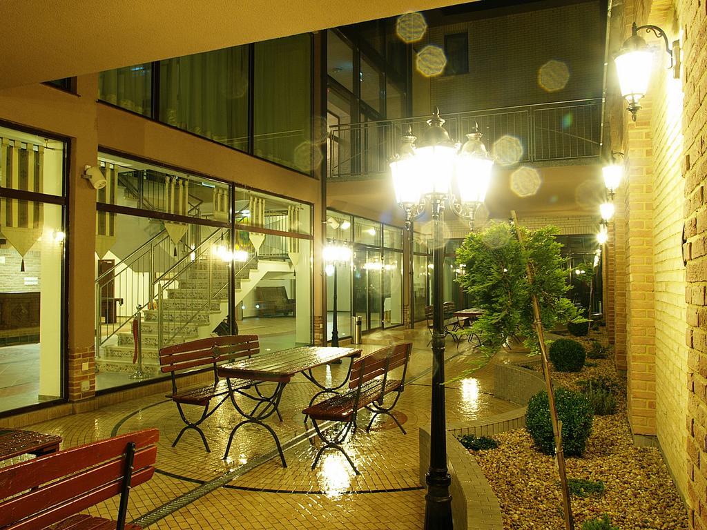 Hotel Fajkier كروتشيسته المظهر الخارجي الصورة